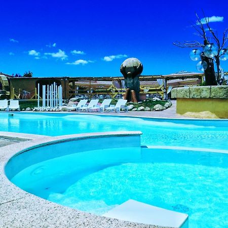 Hotel Minnia Будоні Екстер'єр фото